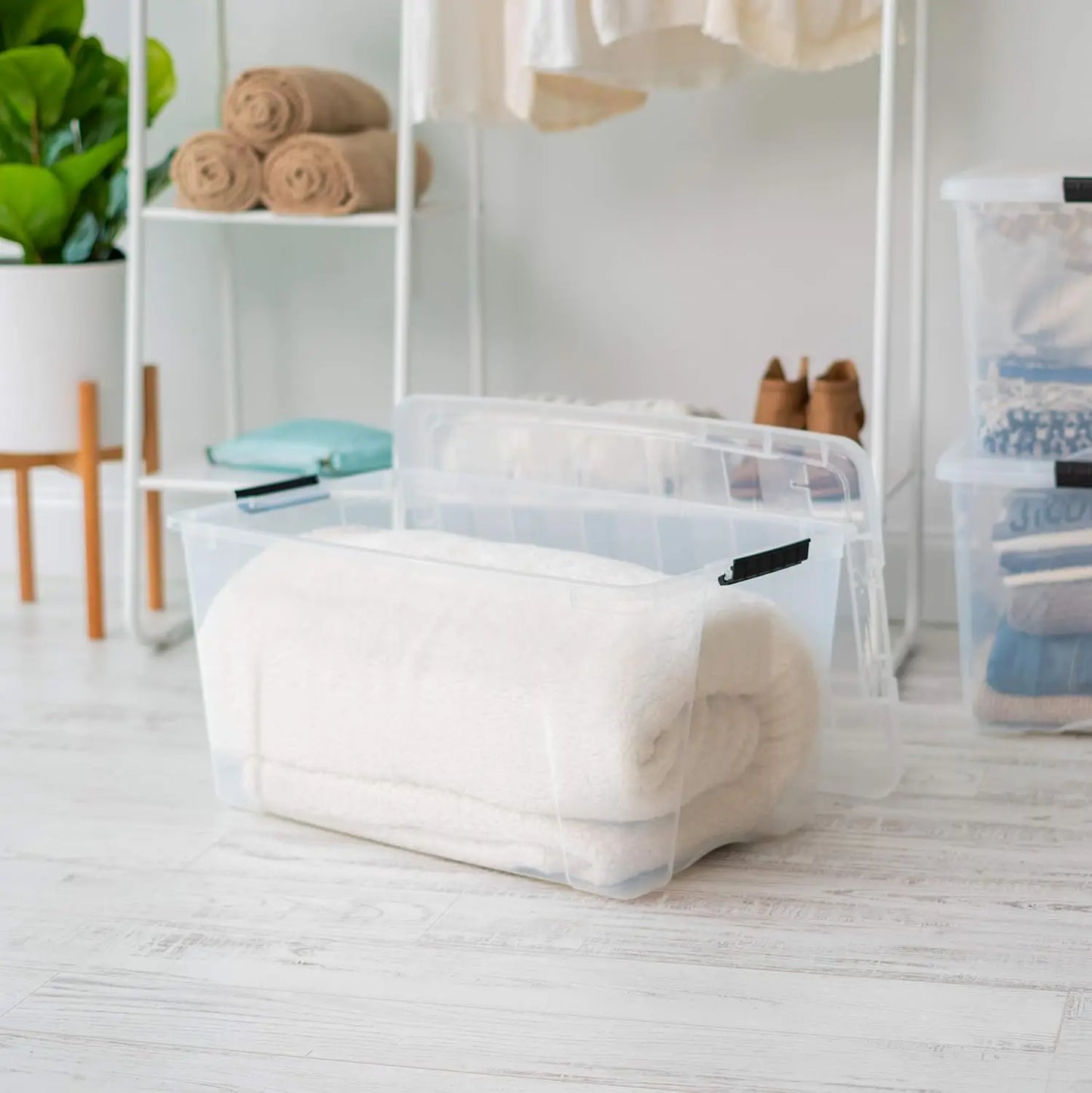 IRIS USA 72 QT Plastic Storage Box with Lid and Latches - 4 Pack - BPA-Free, See-Through Organizing Solution, Durable