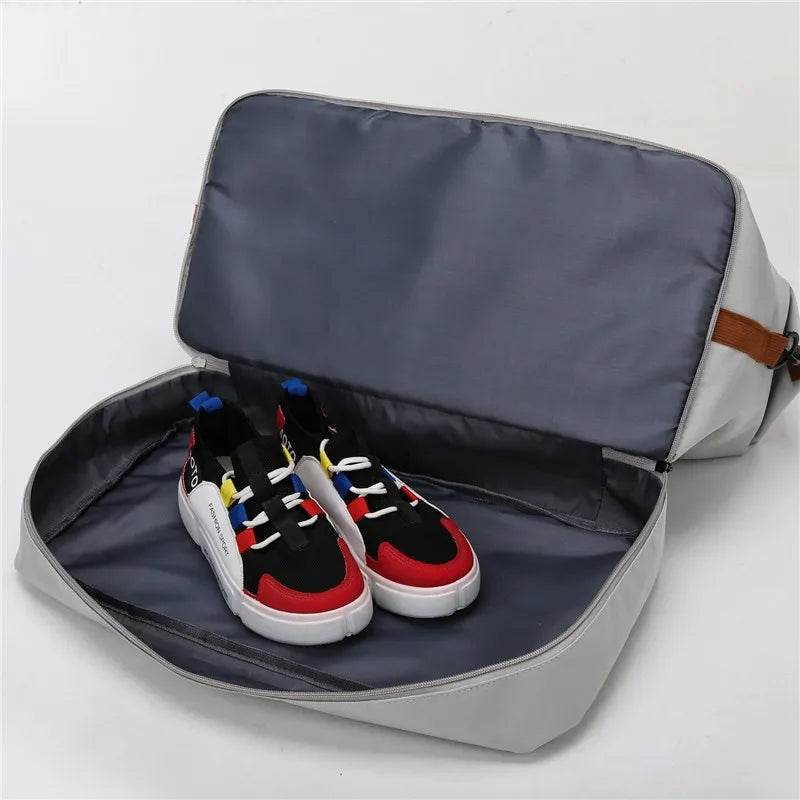 Travel Bag With Dry Wet Separation For Short Distance Trips